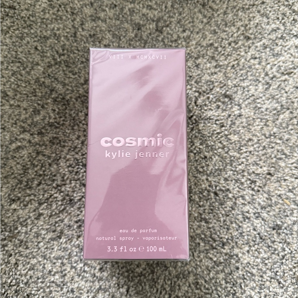 Kylie Cosmetics Cosmic Perfume - Soft Purple